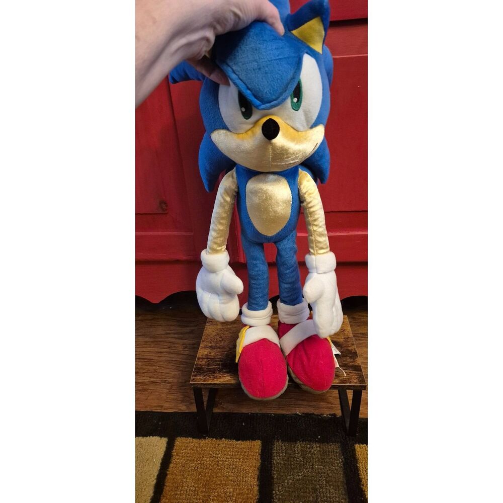Sonic the Hedgehog 26 In. Plush Toy Stuffed Animal Sega Video Game Character EUC